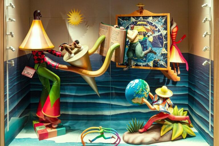 Ukrainian artist made showcases for Hermès