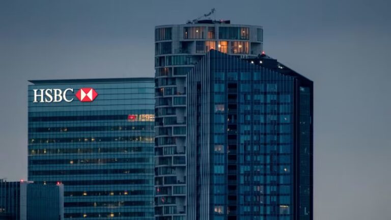 Europe's largest bank, HSBC, could be headed by a woman for the first time in its 159-year history