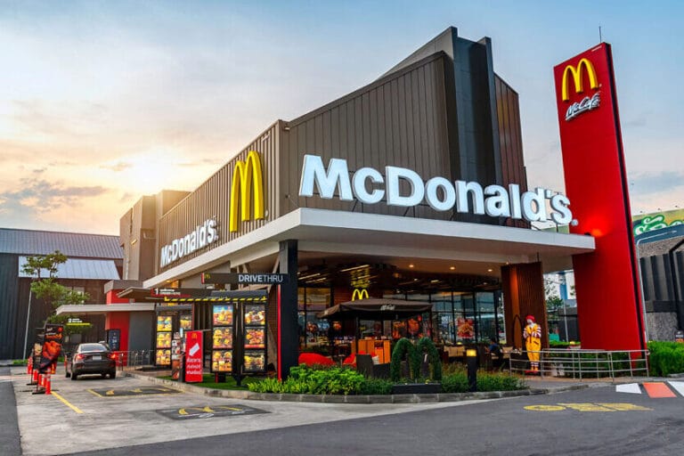 Shares of McDonald's fell due to hamburger poisoning