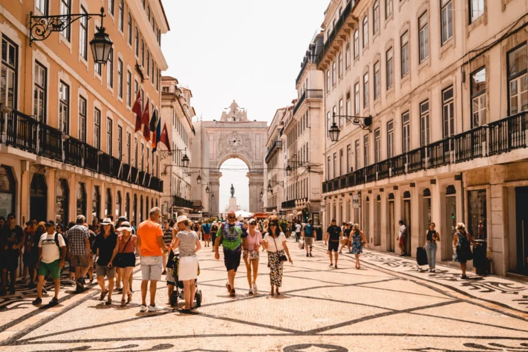 Portugal will exempt young people from taxes