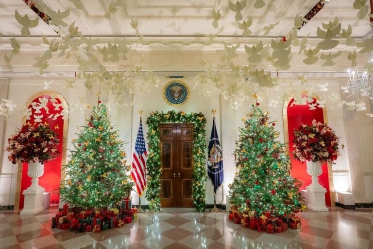 How the White House was decorated for Christmas this year