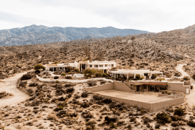 The Gucci heiress's house in the California desert is available for rent