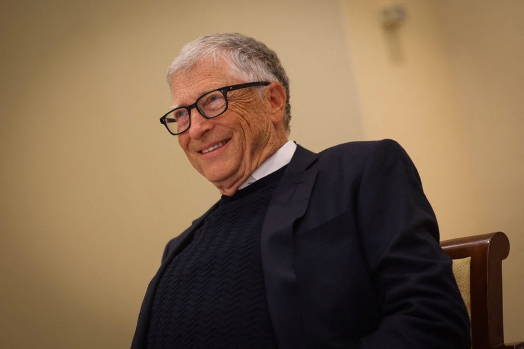 Microsoft founder Bill Gates to donate 99% of his fortune to charity Microsoft founder Bill Gates to donate 99% of his fortune to charity