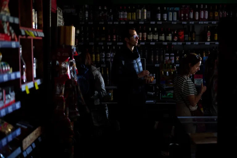 Blackout in Spain caused 400 million euros in losses to the economy