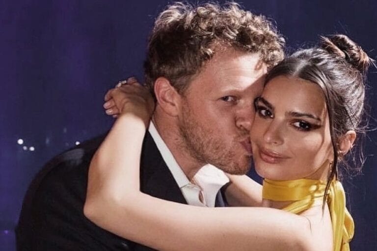 Emily Ratajkowski officially divorced her husband