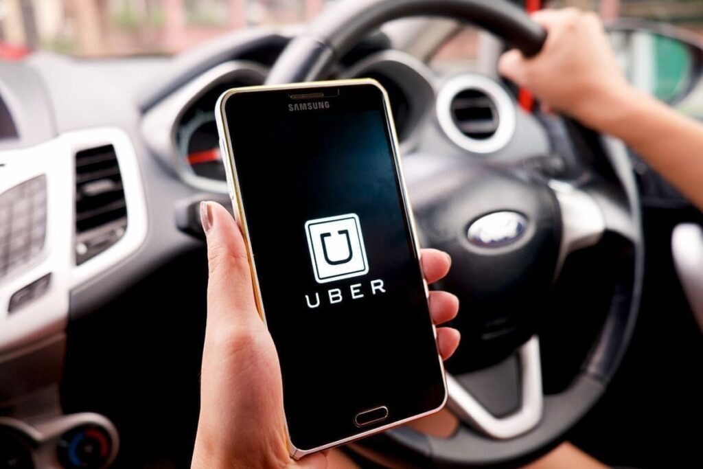 Uber invests $300 million in launching robotaxis