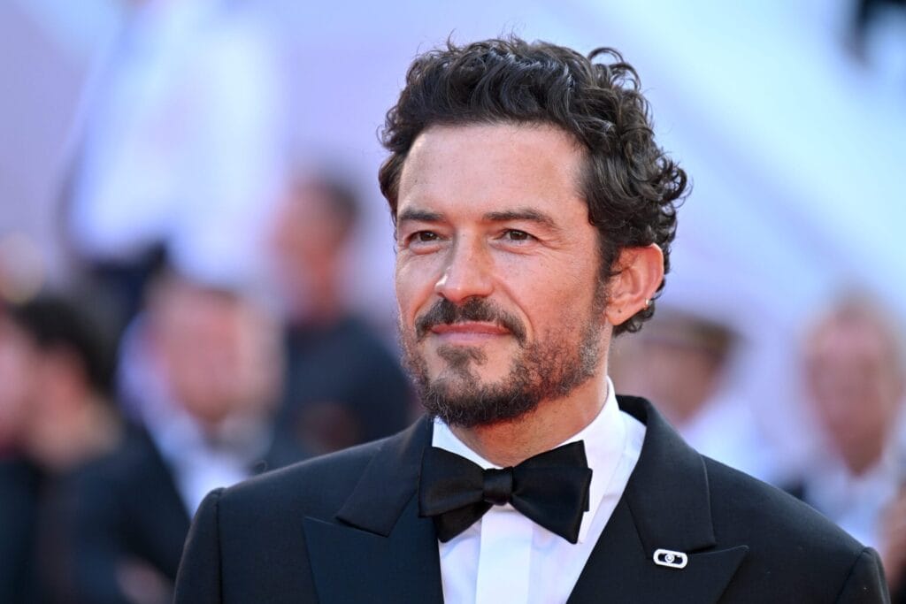 Orlando Bloom plans to get an Irish passport Orlando Bloom plans to get an Irish passport
