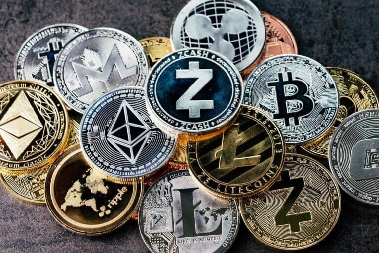 Crypto market loses $150 billion due to the US-China trade war