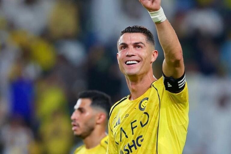 Cristiano Ronaldo becomes first billionaire footballer