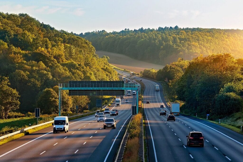 Germany launches the first inductive charging of electric vehicles directly from the road Germany launches the first inductive charging of electric vehicles directly from the road