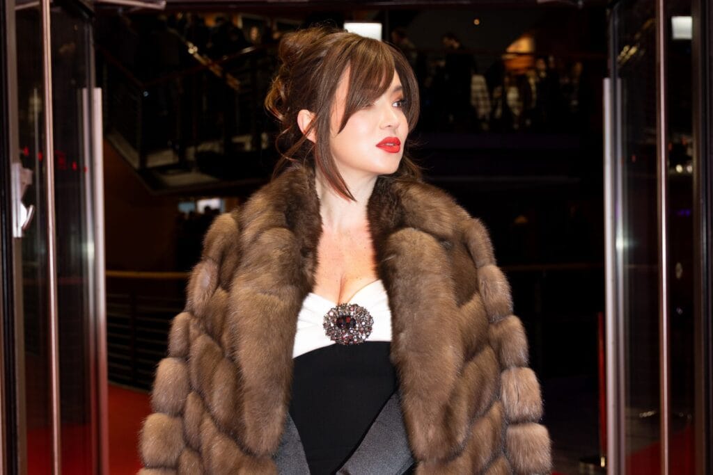 Berlin, cinema and new projects: Elvira Paterson back in the spotlight