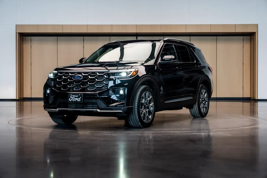Ford creates personalized SUV for Pope Leo XIV with “DA POPE” license plates Ford creates personalized SUV for Pope Leo XIV with “DA POPE” license plates