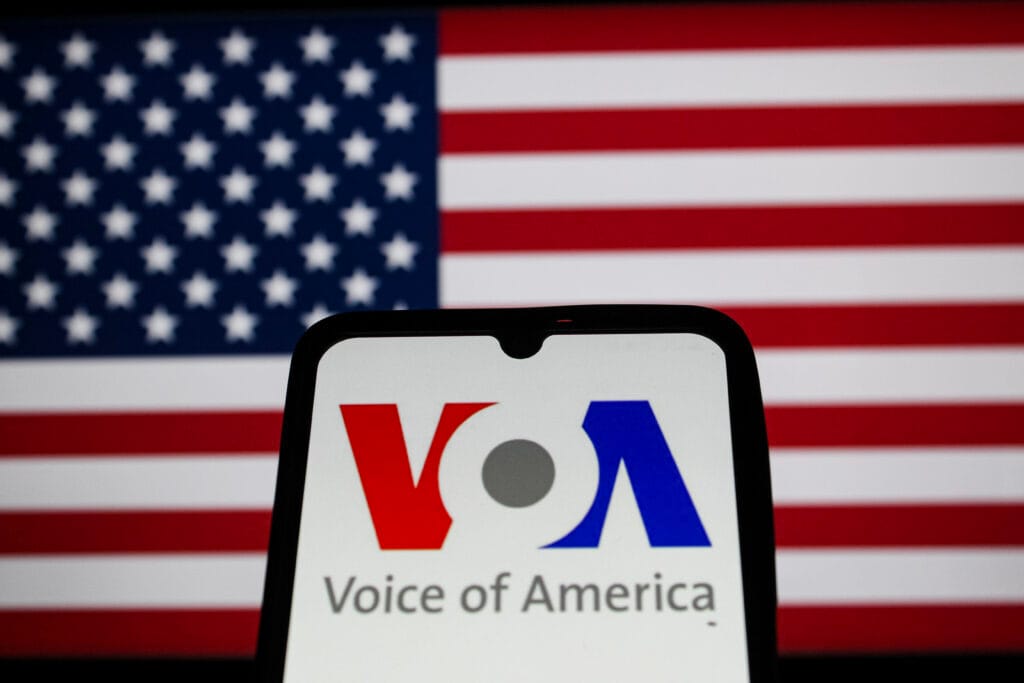 In the US, the court ordered the White House to restore the broadcast of the Voice of America