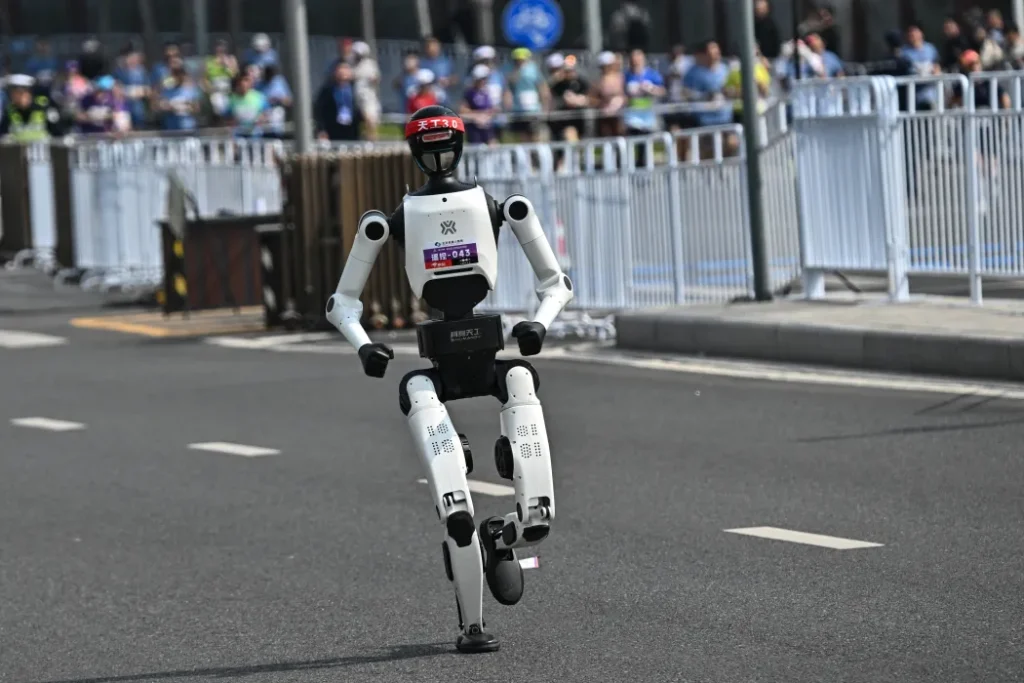 Robots Set a New World Record at the Beijing Half Marathon
