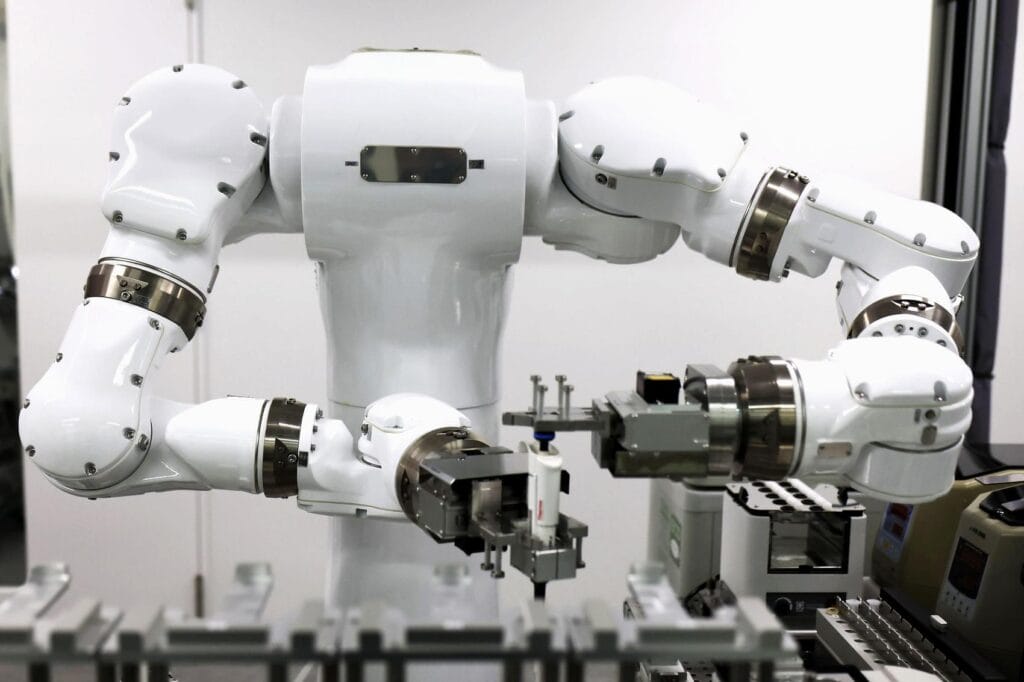 Robotic Laboratory for Medical Research Opens in Tokyo Robotic Laboratory for Medical Research Opens in Tokyo