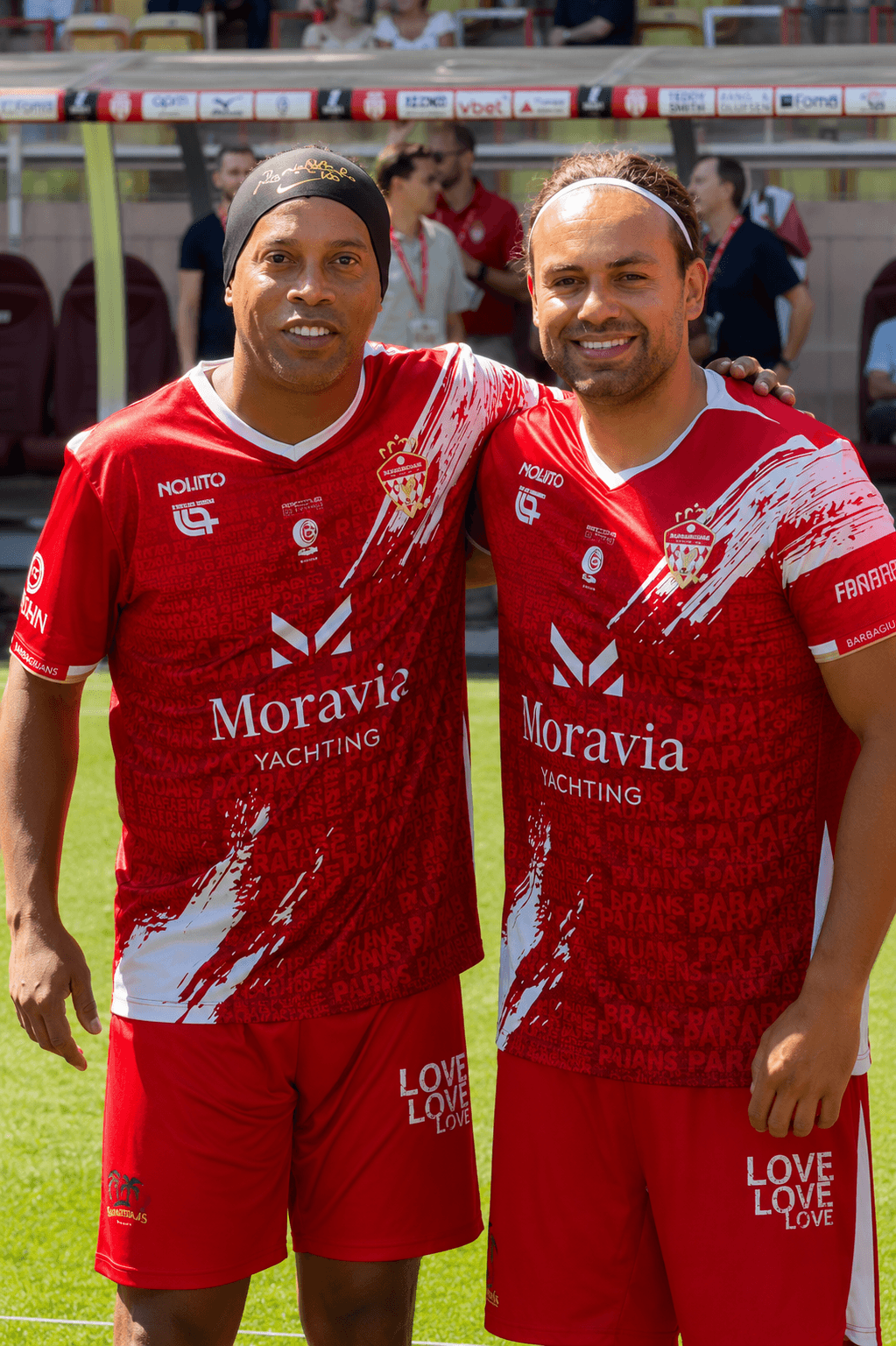 Mr Thank You joins Ronaldinho and Monaco’s Barbagiuans team in a victory at the Racing Stars Football Cup