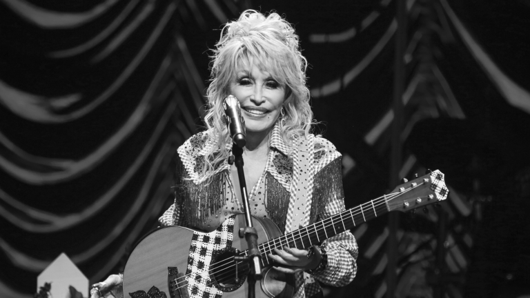 Dolly Parton, Country Music Icon, Passes Away at 80
