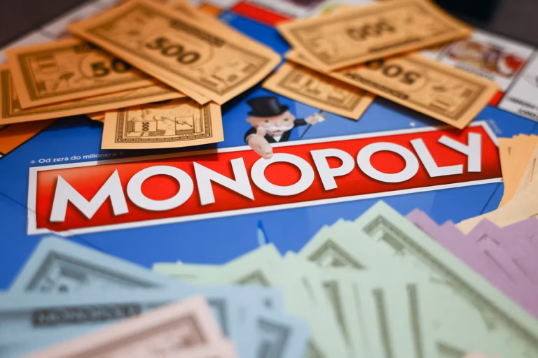 Netflix is preparing a reality show based on "Monopoly" with a multi-million-dollar prize
