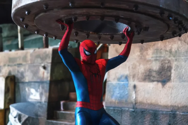 New Spider-Man takes $927 million, second-highest opening ever