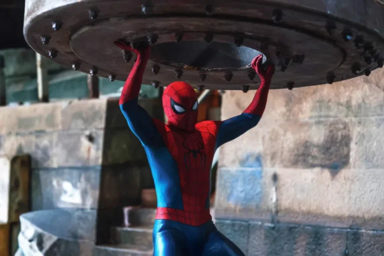 New Spider-Man takes $927 million, second-highest opening ever
